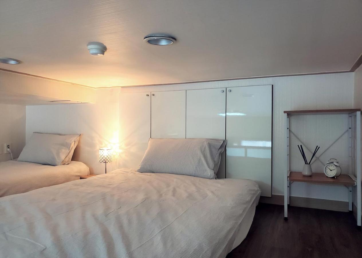 Dongdaemun Modern Studio Сеул Экстерьер фото